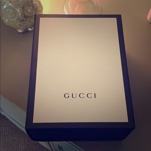 Gucci box